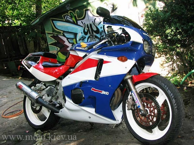 honda cbr 400 olx