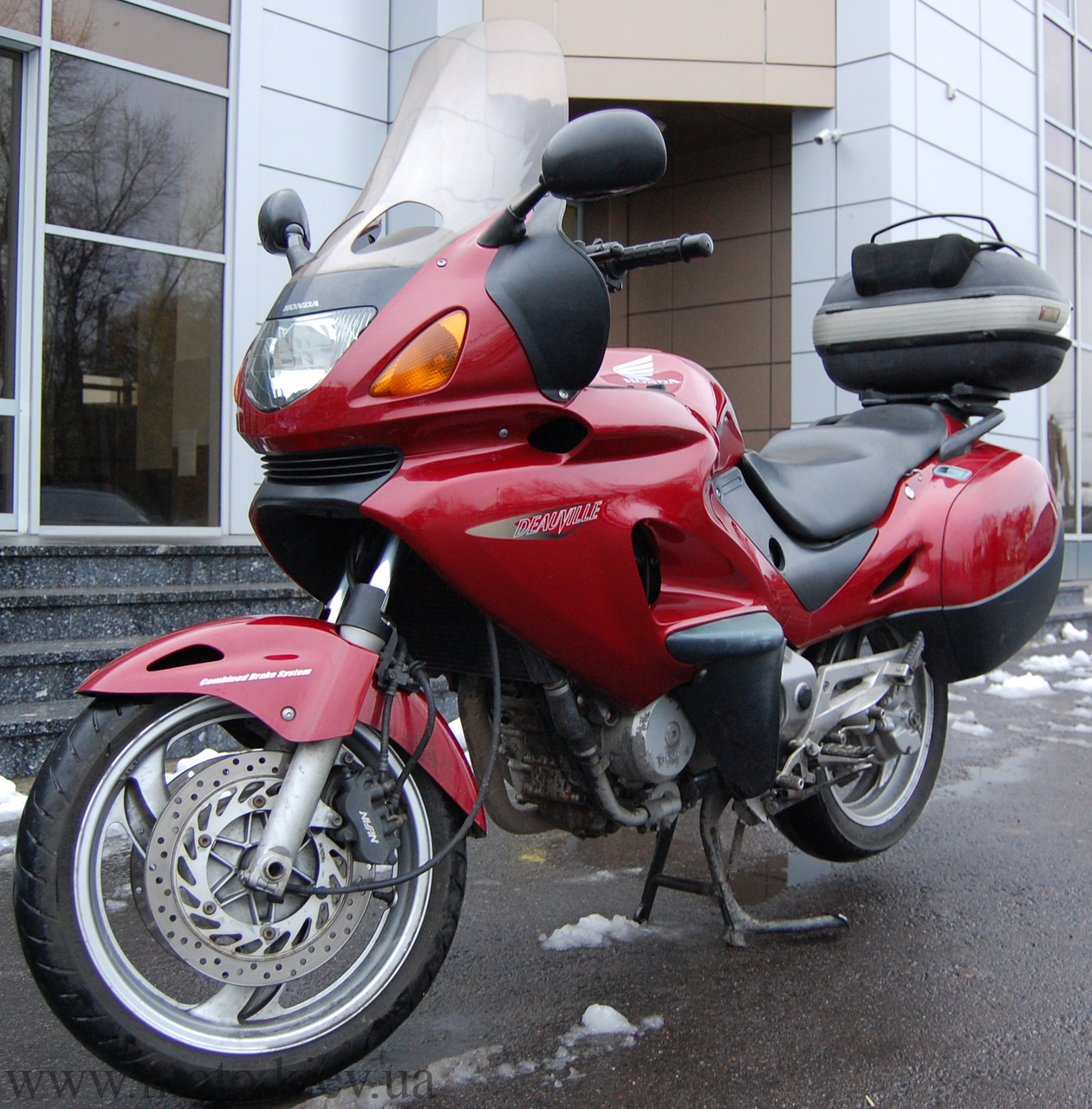 Мотоцикл Honda NT 650 V Deauville 650 4990 USD