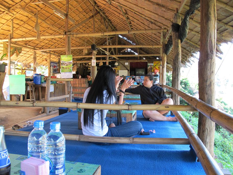 Baan Tawai & Samoeng - талантливый север Baan Tawai & Samoeng - талантливый север