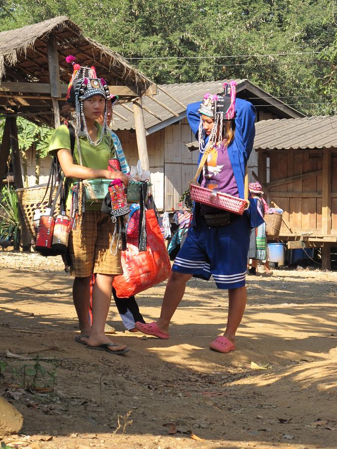 коренные беженцы Chiang Dao