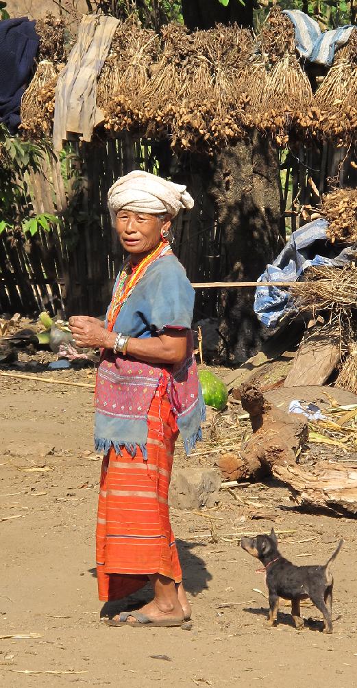 коренные беженцы Chiang Dao