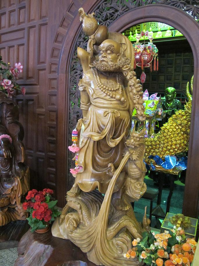 Kanchanaburi. оба берега реки Квай