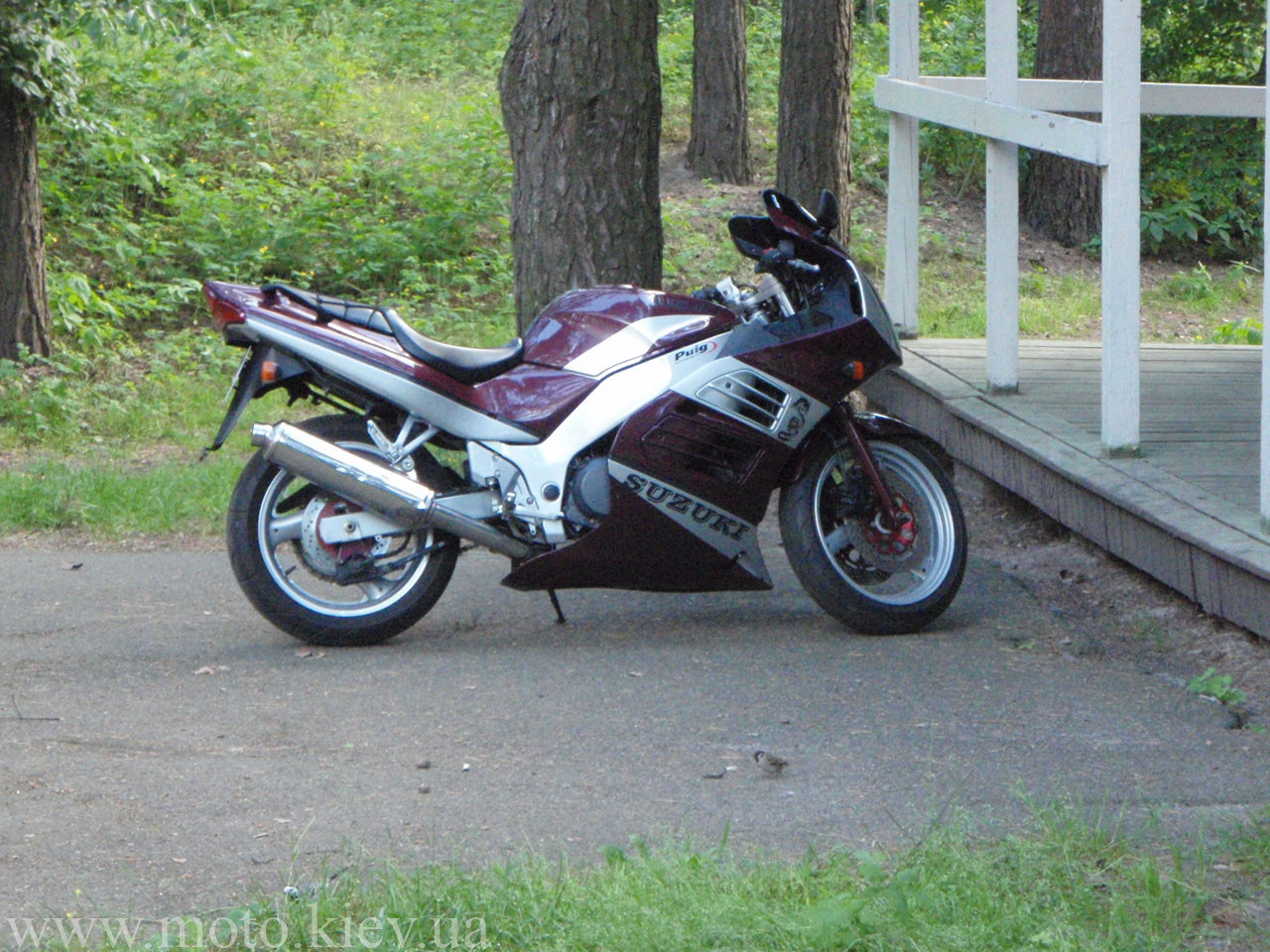 Suzuki rf 400 rv