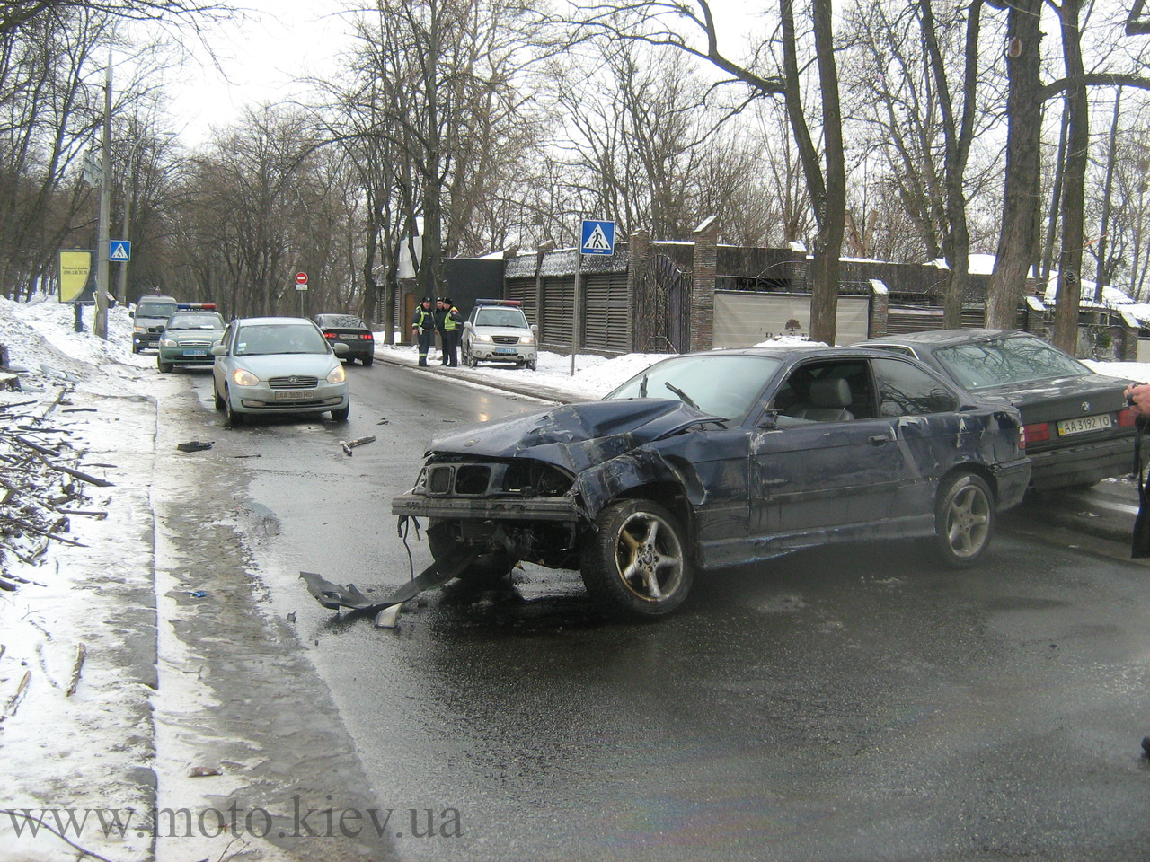 НЕ: авто ДТП. Нужны советы по восстановлению. - Головний МОТО форум -  UAMOTO [moto] (Україна, Мотоцикли, Байкери, Ukraine, Motorcycles, Bikers)